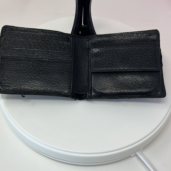 GUCCI Wallet - Picture 2 of 9